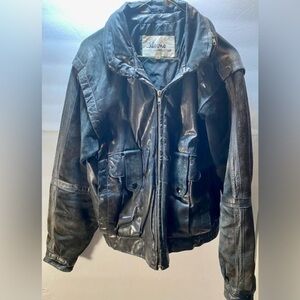 WILDONS BLACK SUEDE AND LEATHER VINTAGE BOMBER COAT SIZE 38 WITH HOOD IN COLLAR